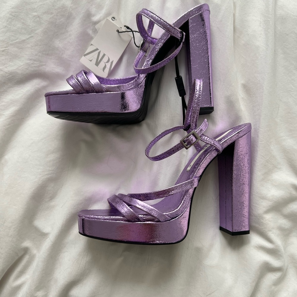 Zara NWT Womens Metallic Lavendar Platform Heels